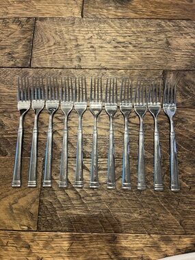 Bistro Stainless by FORTESSA Dinner Forks (11)